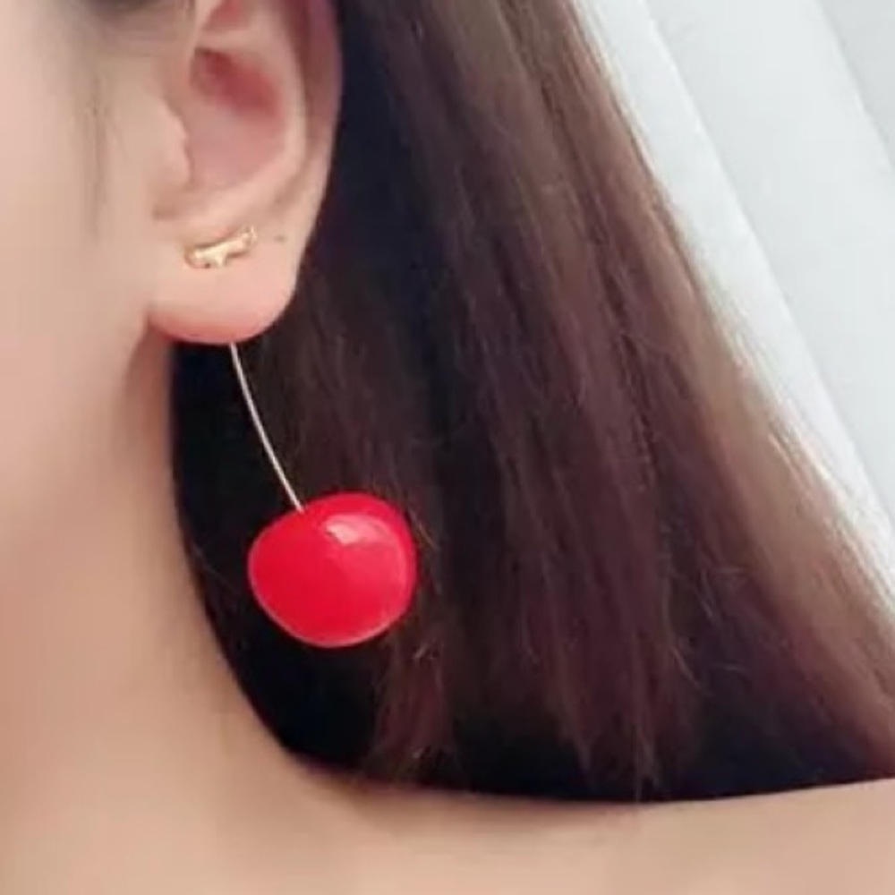 Cherry 🍒Earrings - Picture 2 of 4
